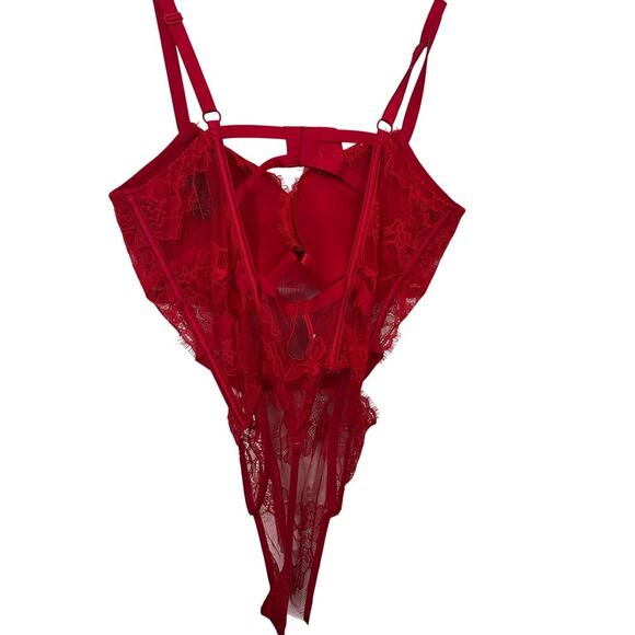 Victoria’s Secret Women's Red Lace Cutout Push Up Thong Bodysuit Size Large - Picture 3 of 6